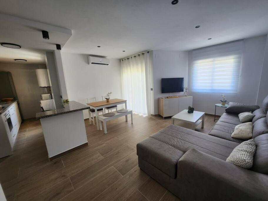 Апартаменты Piso Acogedor En Малага Экстерьер фото